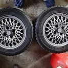ＳＳＲフォーミュラーメッシュ似メッシュホイール　MESH ETOILE 13インチ 5.5JJ インセット＋44 PCD100 4穴 タイヤ付き4本セット