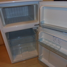【取引終了】ノンフロン冷凍冷蔵庫　96Ｌ　2012年製の画像