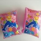 子供   浮輪 ＆ 腕用浮輪 ＆ 水鉄砲  3点セット   の画像