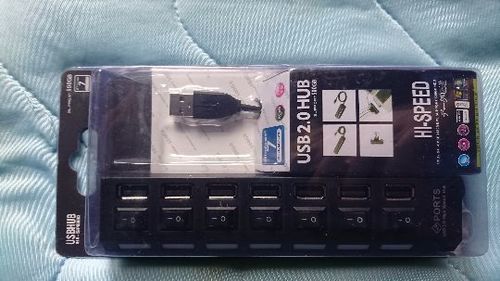 激安❗新品、未開封のUSBハブです‼️７連、ヒイスピード！