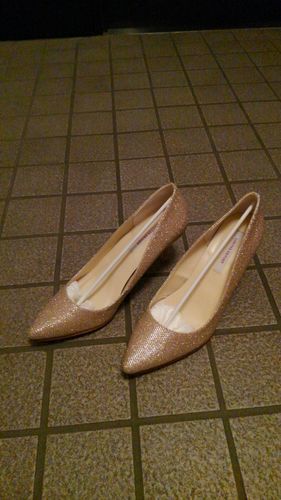 新品同様　パーティー用パンプス