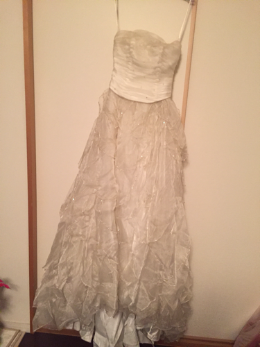 ウエディングドレス 定価37万円