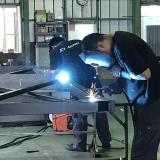 ＜＜溶接スタッフ＞＞舞台セット（ＴＶ、コンサート）を制作してます！