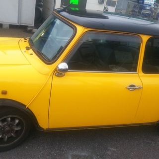 😉希少車MINI😉H10年😉ローバーミニクーパー 1.3i😉ＡＴ😉黄/黒😉黒革シート😉走行5.9万㎞！！の画像
