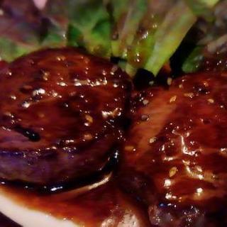 八王子ドッグorしか肉ステーキ − 東京都
