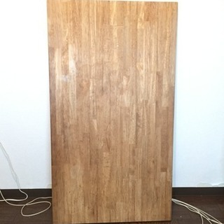 天板譲ります。ゴム集成材 DIY 木材の画像