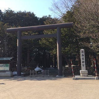 パワースポットや神社巡りをしませんか？