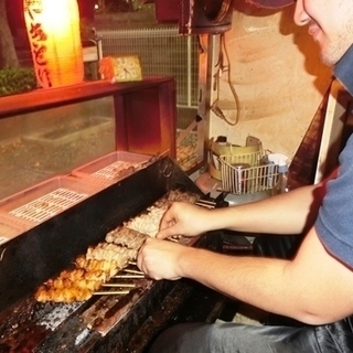 (委)急募　焼き鳥屋さんの移動販売スタッフ♪月収30以上可！独立支援有！外国籍可！の画像