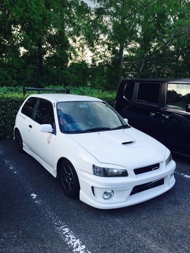 スターレットグランツァV 前期型　カーボン調パーツ スターレット EP91 グランツァ フロントバンパー 塗装済み