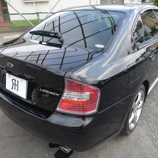 人気のスバルレガシィB４！！！＊車検３０年１２月＊ポータブルナビ＊タイミングチェーン式＊人気の黒！！の画像