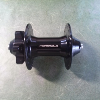MTB向け　フロントハブ　 Front Hub　FORMULA社の画像