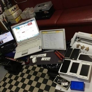 iPhone、スマホ、タブレット買い取ります − 福岡県
