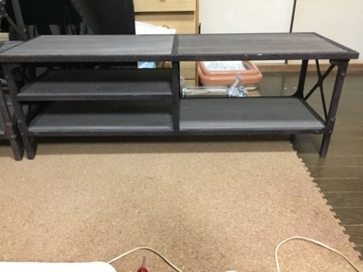 取引中　スチール製サビ加工 テーブル テレビ台