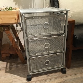 【価格ダウン】IKEA スチールラックの画像