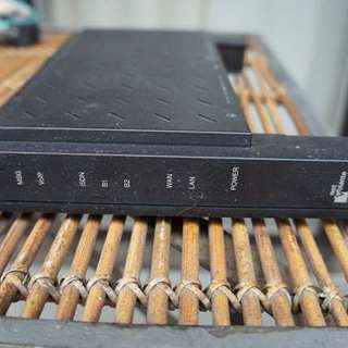 YAMAHA RT57i ブロードバンドルーターの画像