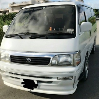 ハイエース100系 車検満タン リビングサルーンの画像