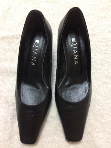 美品 ダイアナ 2000円  定価約1万円