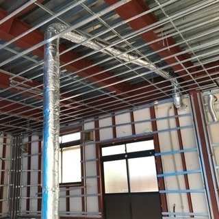 空調設備工事未経験歓迎。日給8000〜の画像