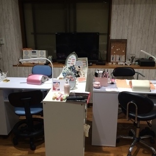 子育て中でも美容関係で働きたい方また、アットホームで楽しくお仕事したい方大募集！の画像
