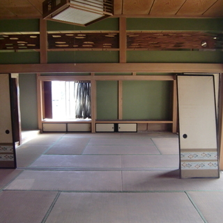 塩谷町大宮　貸店舗付き住宅　賃5万円　土地312.51㎡　建物210.31㎡（６ＤＫ＋店舗）駐車場2～3台可　前面道路８．５ｍ - 賃貸（マンション/一戸建て）