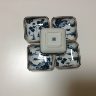 とても使いやすい小皿五枚セット