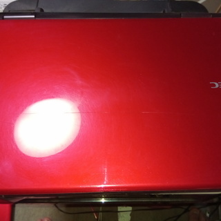 ノートパソコン　NEC LaVie  LL750/W 赤