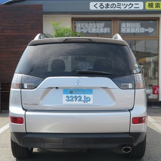 誰でも車がローンで買えます。アウトランダー 24Gの画像