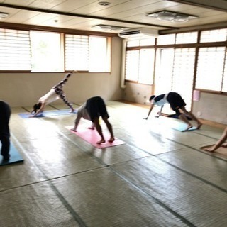 ヨガレッスン＼(^o^)／