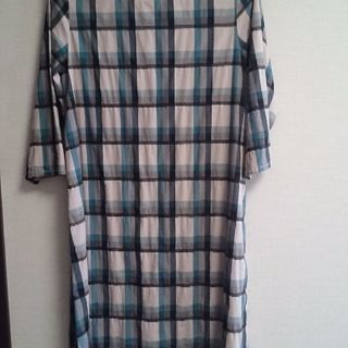チェックのチュニック