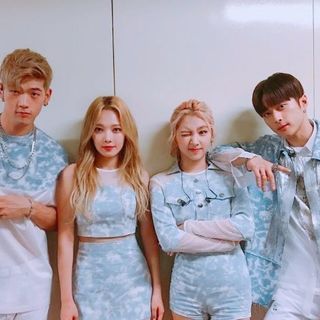 Kpop　K.A.R.Dコピユニ