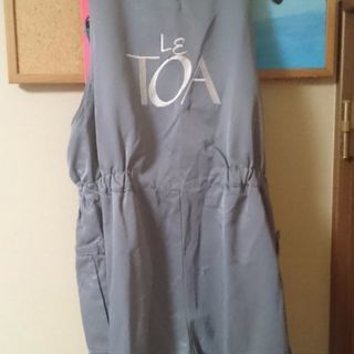 ルトーア(TOA)東亜美容専門学校実習着(サロペット)