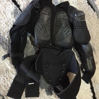 プロテクター