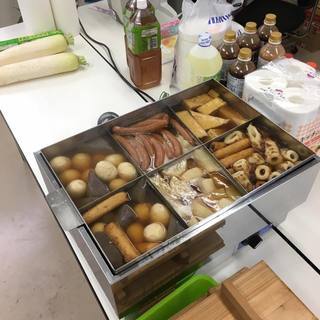 当社の考えは機会均等です。給料が平等で毎日家に帰れるお仕事です！福利厚生が充実！！ドライバー募集します。２ｔ４ｔ業務拡張増車のため正社員で募集します！当社は経験より人格重視！！冷やかし面接大歓迎です！！の画像