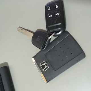 ご購入者様決定しました。多数のお問い合わせありがとうございました。の画像