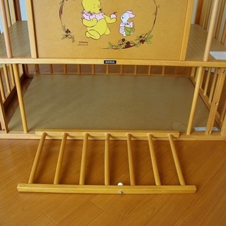 【受渡済】KATOJI　ベビーベッド（くまのプーさん）の画像