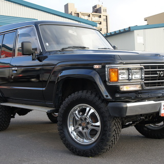 ★トヨタ ランドクルーザー６０ ＶＸ　最終モデル　１８ＡＷマッド...