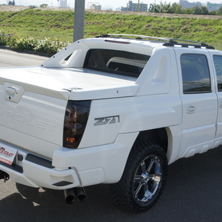 ★シボレー アバランチ Ｚ７１　４ＷＤ　オートマＯＨ済　新品８インチナビ　ＨＩＤ４★の画像