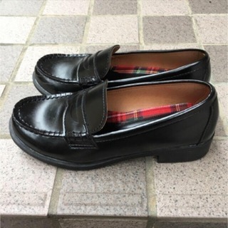 値下げしました！黒のローファーの画像