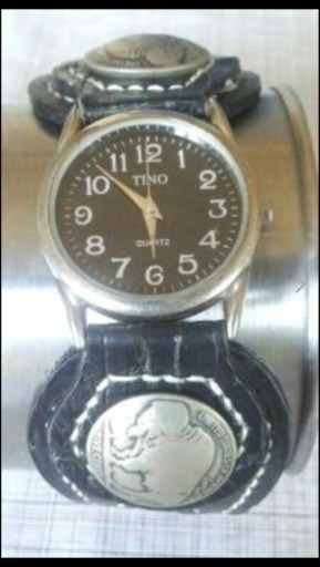 ★限定/コンチョ/レザー/カスタム/オリジナル/セレブ/革腕時計☆