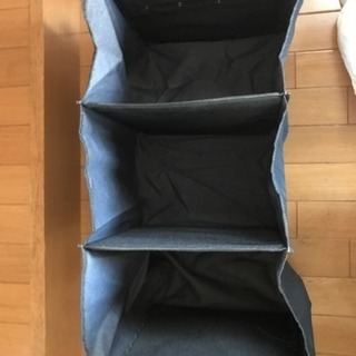 クローゼットに吊り下げる棚