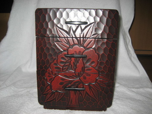 鎌倉彫　３段小物入れ