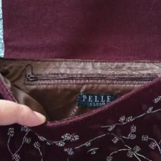 【値下げ！！】秋冬  バッグ ビーズ刺繍がきれいです！の画像