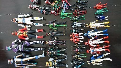 仮面ライダーのフィギュア+戦隊ものフィギュア