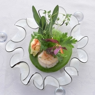 【月収18万～28万】レストランウェディングシーンにも携われるキッチンスタッフ募集中！の画像