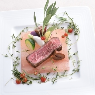 【月収18万～28万】レストランウェディングシーンにも携われるキッチンスタッフ募集中！の画像