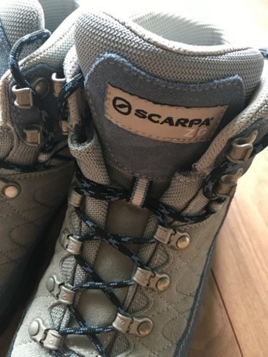 SCARPAトレッキングシューズ