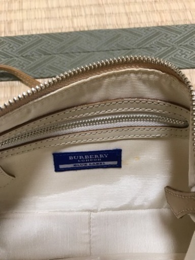 Burberryショルダーバッグ