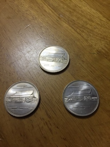 御在位六十年記念五百円硬貨
