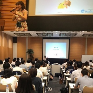 インストラクター（フィットネス、ピラティス、健康体操など）の画像