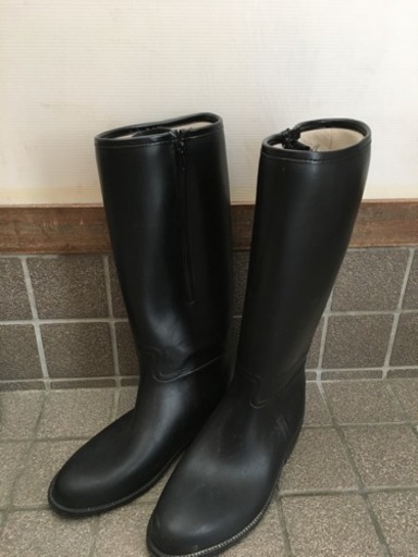 値下げしました！COMME CA ISMの長靴 23.5センチ